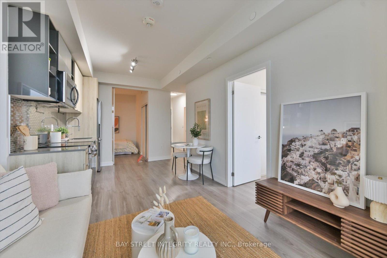 909 - 10 De Boers Drive, Toronto, Ontario  M3J 0L6 - Photo 18 - W12698098