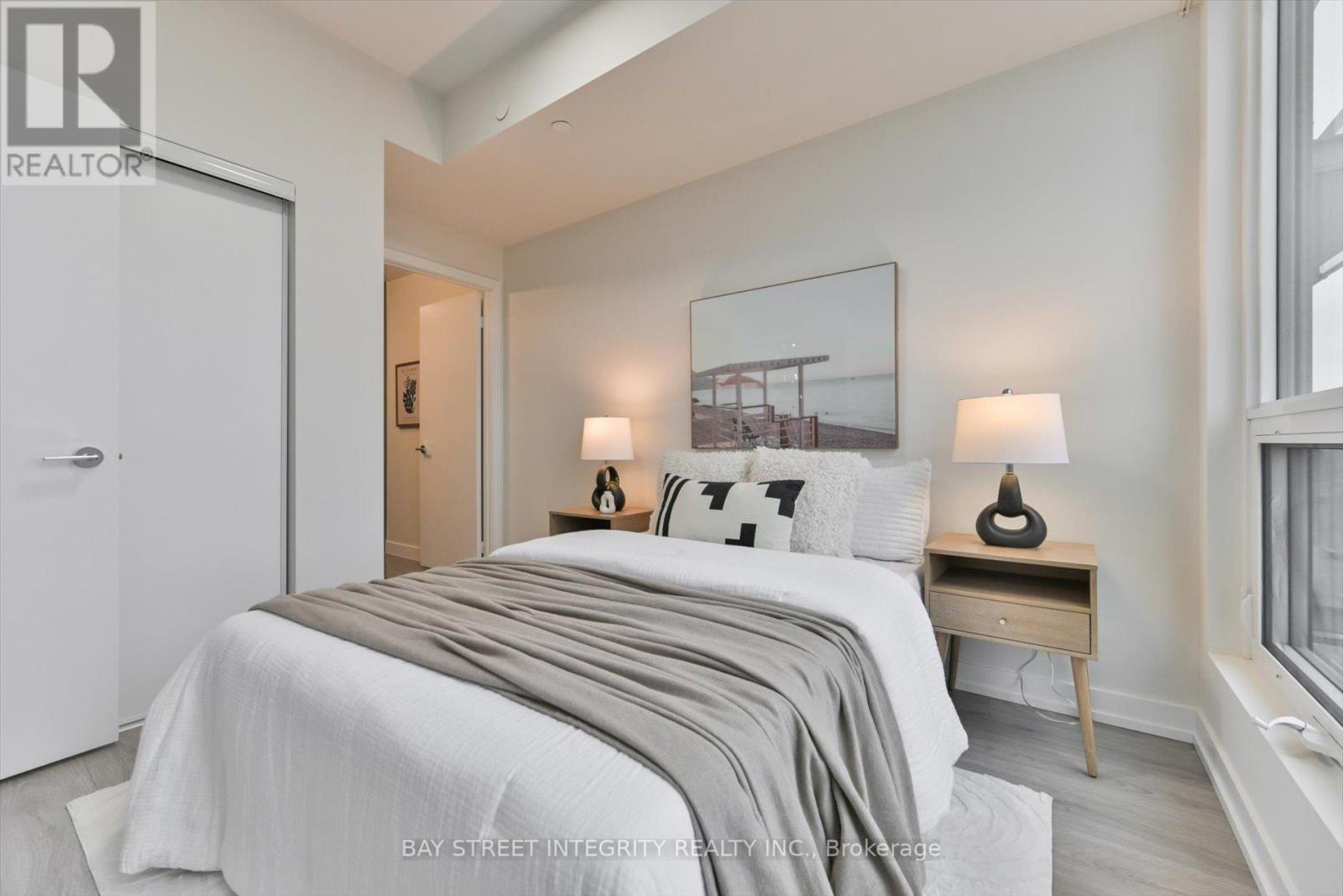 909 - 10 De Boers Drive, Toronto, Ontario  M3J 0L6 - Photo 21 - W12698098