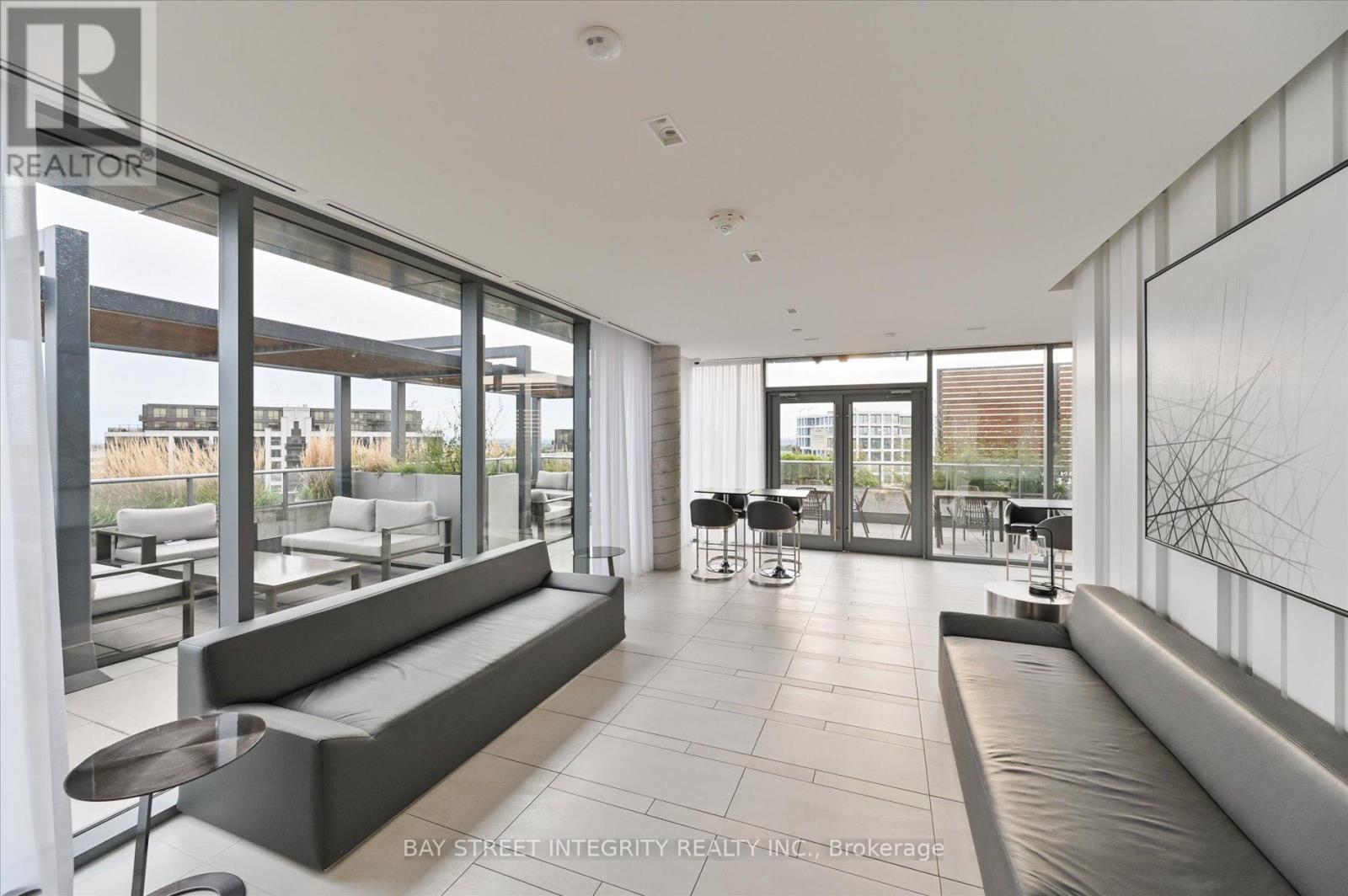 909 - 10 De Boers Drive, Toronto, Ontario  M3J 0L6 - Photo 37 - W12698098