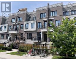 28 - 70 EASTWOOD PARK GARDENS, Toronto, Ontario