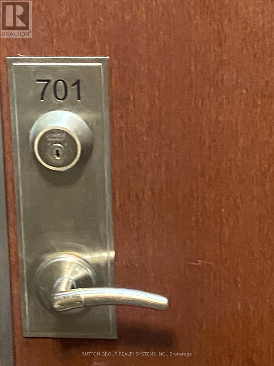 701 - 360 RIDELLE AVENUE, Toronto, Ontario