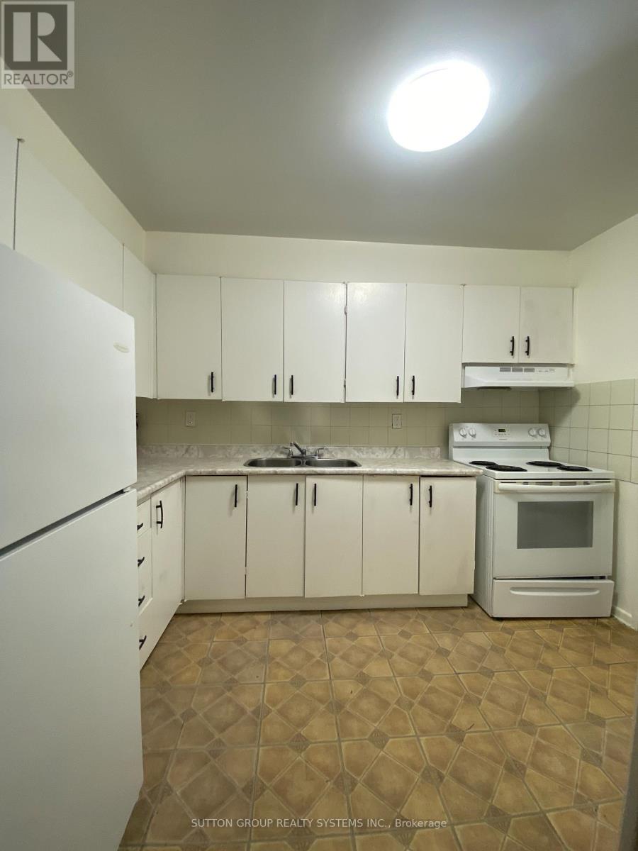 701 - 360 Ridelle Avenue, Toronto, Ontario  M6B 1K1 - Photo 13 - W12698132