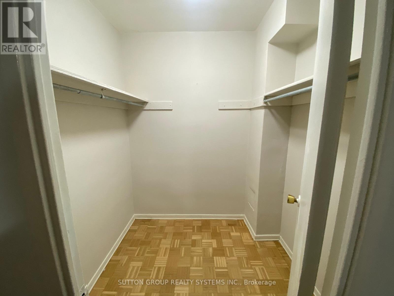 701 - 360 Ridelle Avenue, Toronto, Ontario  M6B 1K1 - Photo 18 - W12698132