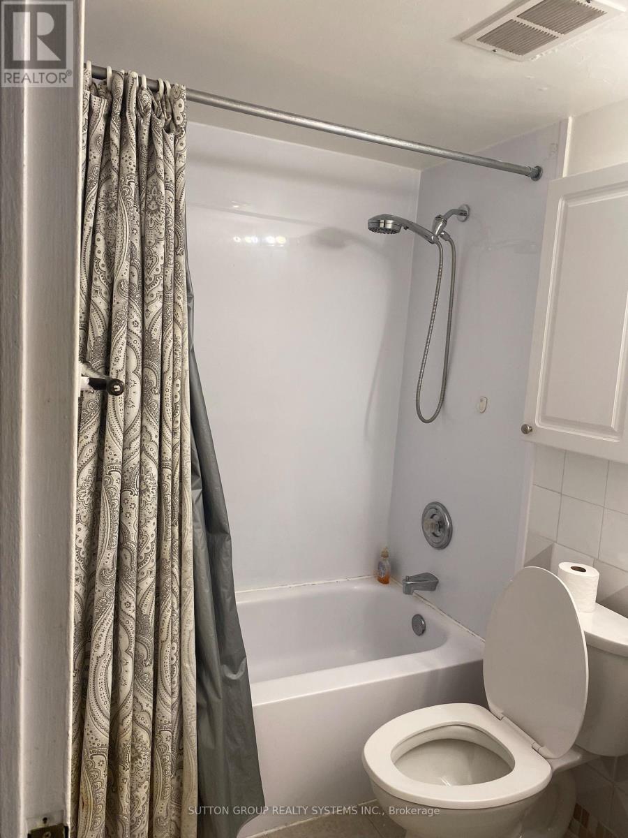 701 - 360 Ridelle Avenue, Toronto, Ontario  M6B 1K1 - Photo 22 - W12698132