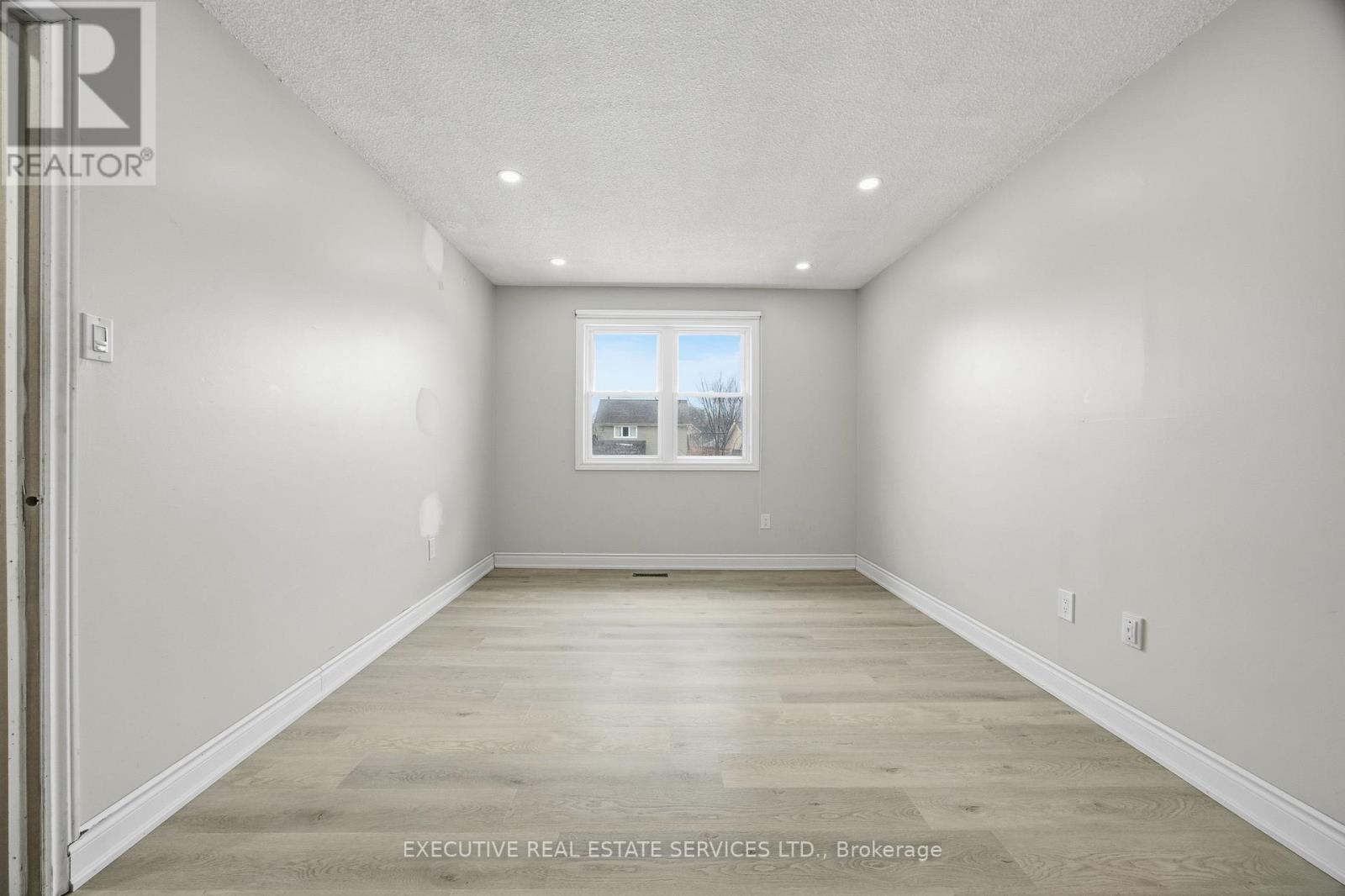 69 Lorraine Crescent, Brampton, Ontario  L6S 2R6 - Photo 15 - W12698162