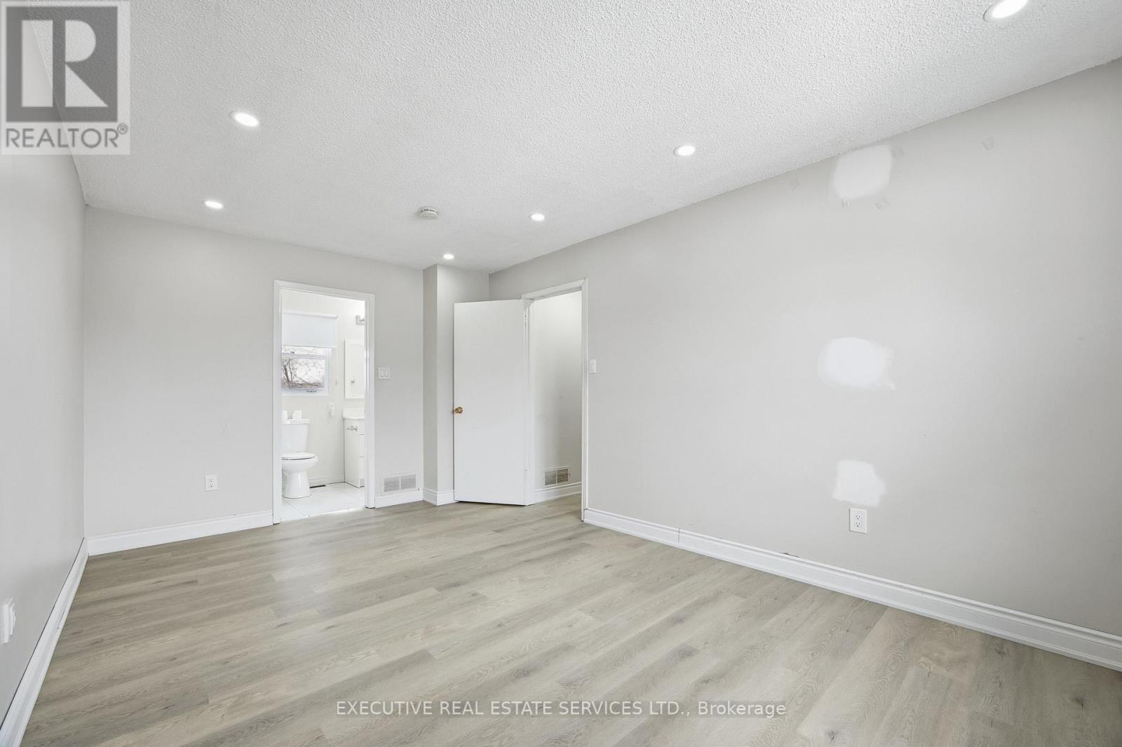 69 Lorraine Crescent, Brampton, Ontario  L6S 2R6 - Photo 16 - W12698162