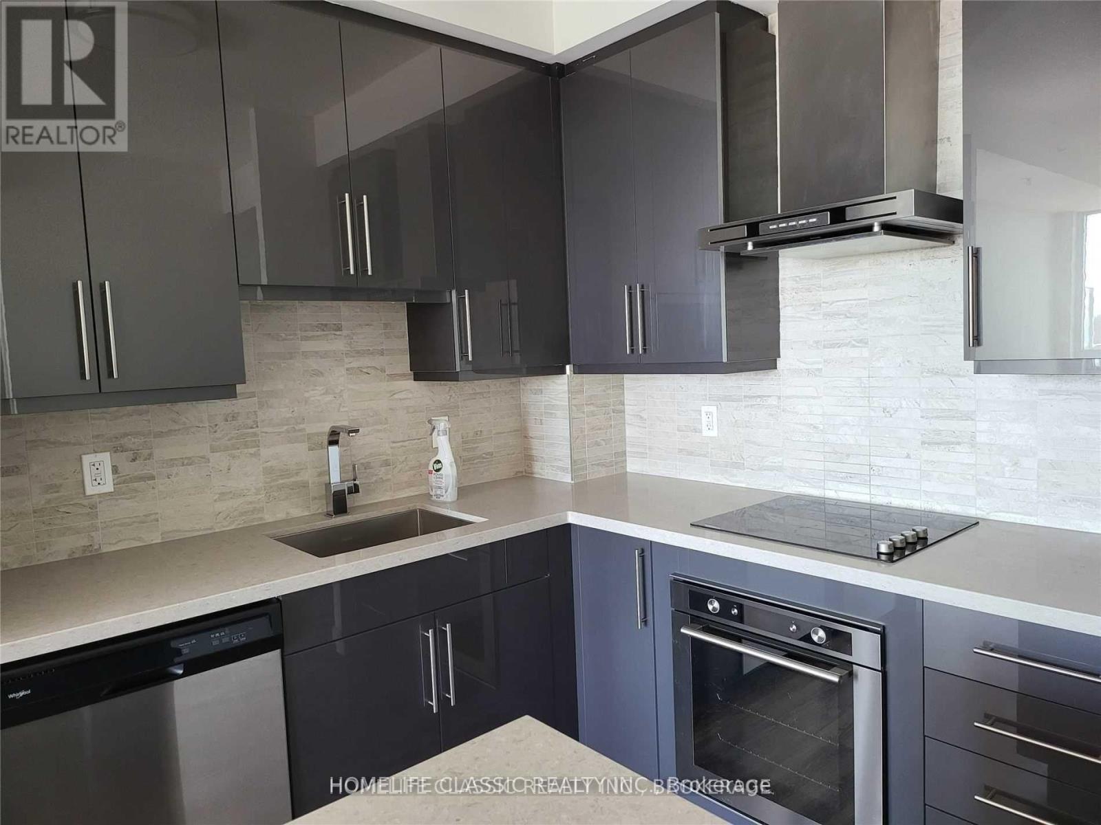 708 - 2081 Fairview Street, Burlington, Ontario  L7L 2A4 - Photo 4 - W12698172