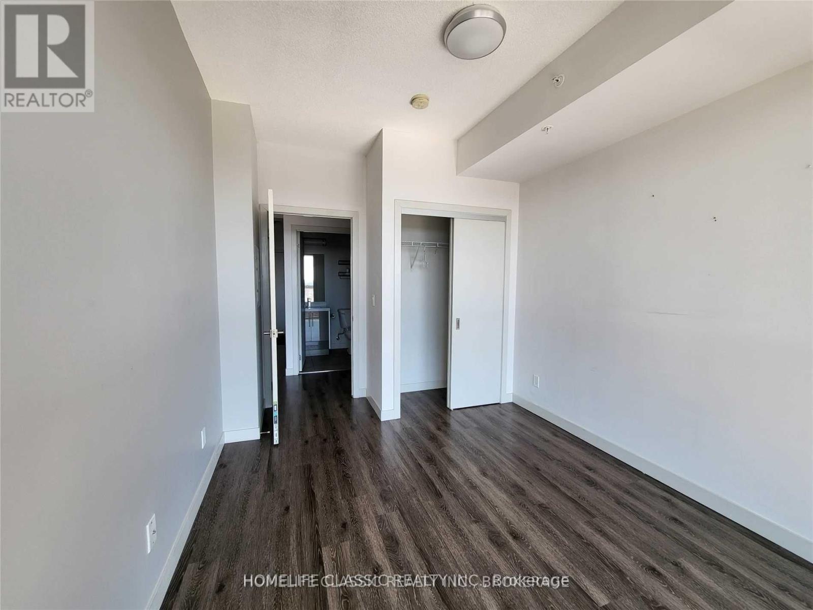 708 - 2081 Fairview Street, Burlington, Ontario  L7L 2A4 - Photo 6 - W12698172