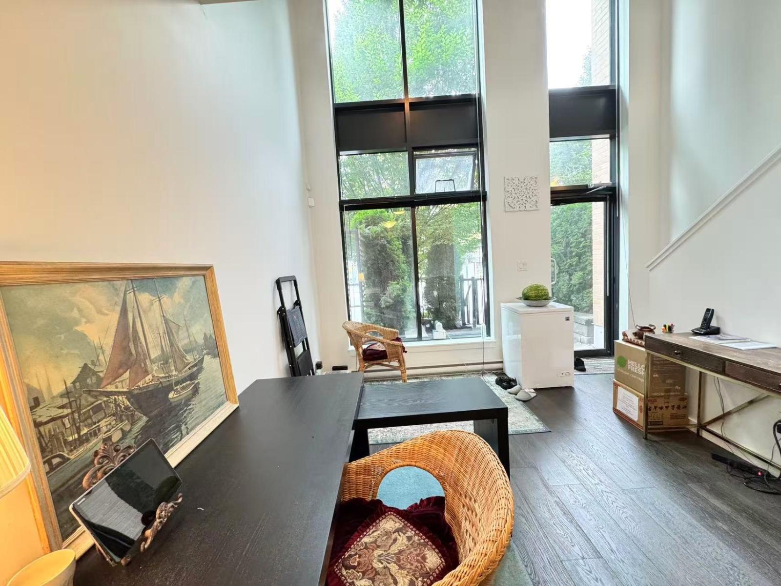 124 10788 WHALLEY BOULEVARD, Surrey, British Columbia