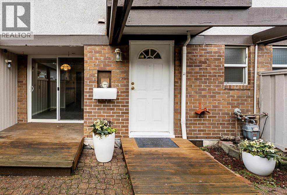 15 3046 Coast Meridian Road, Port Coquitlam, British Columbia  V3B 5B6 - Photo 2 - R3079518