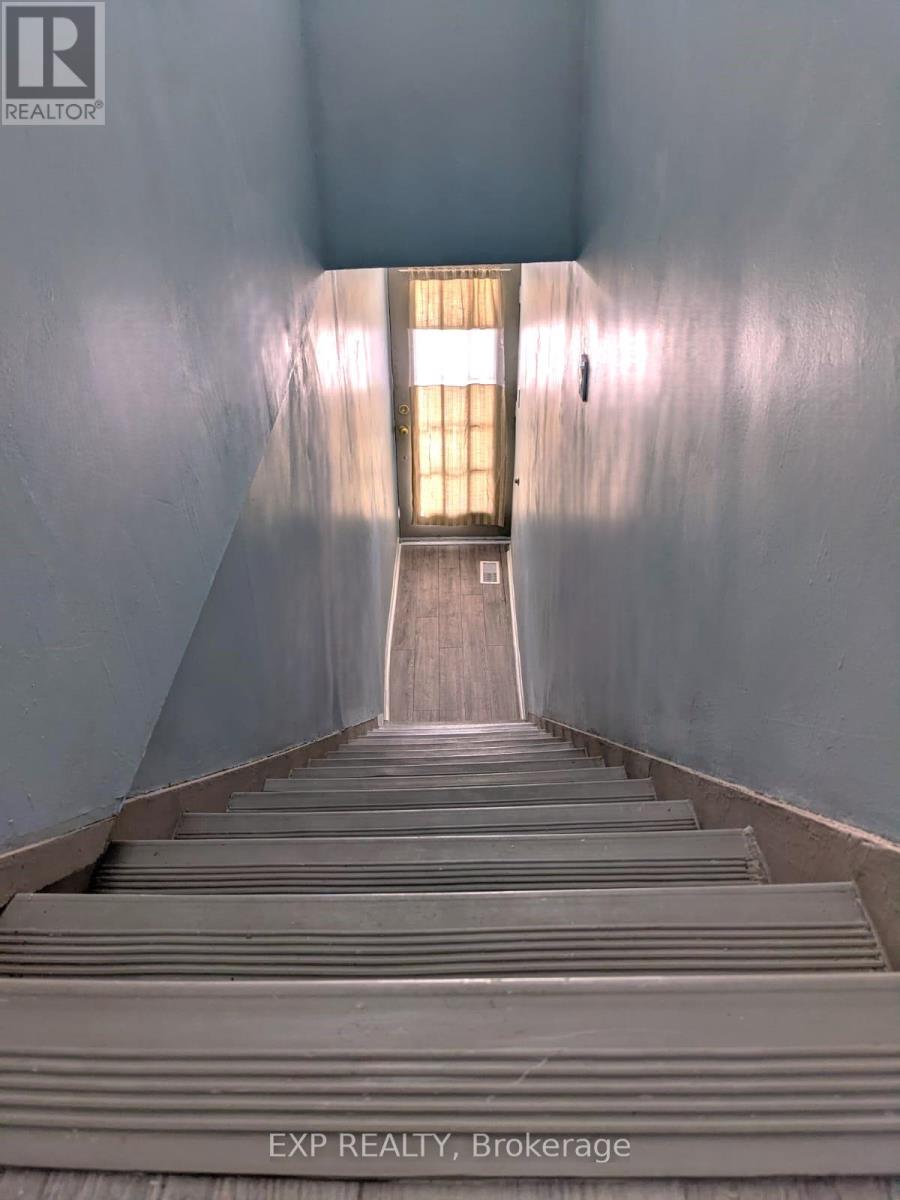 2 - 1055 Somerset Street, Ottawa, Ontario  K1Y 3C4 - Photo 15 - X12698210