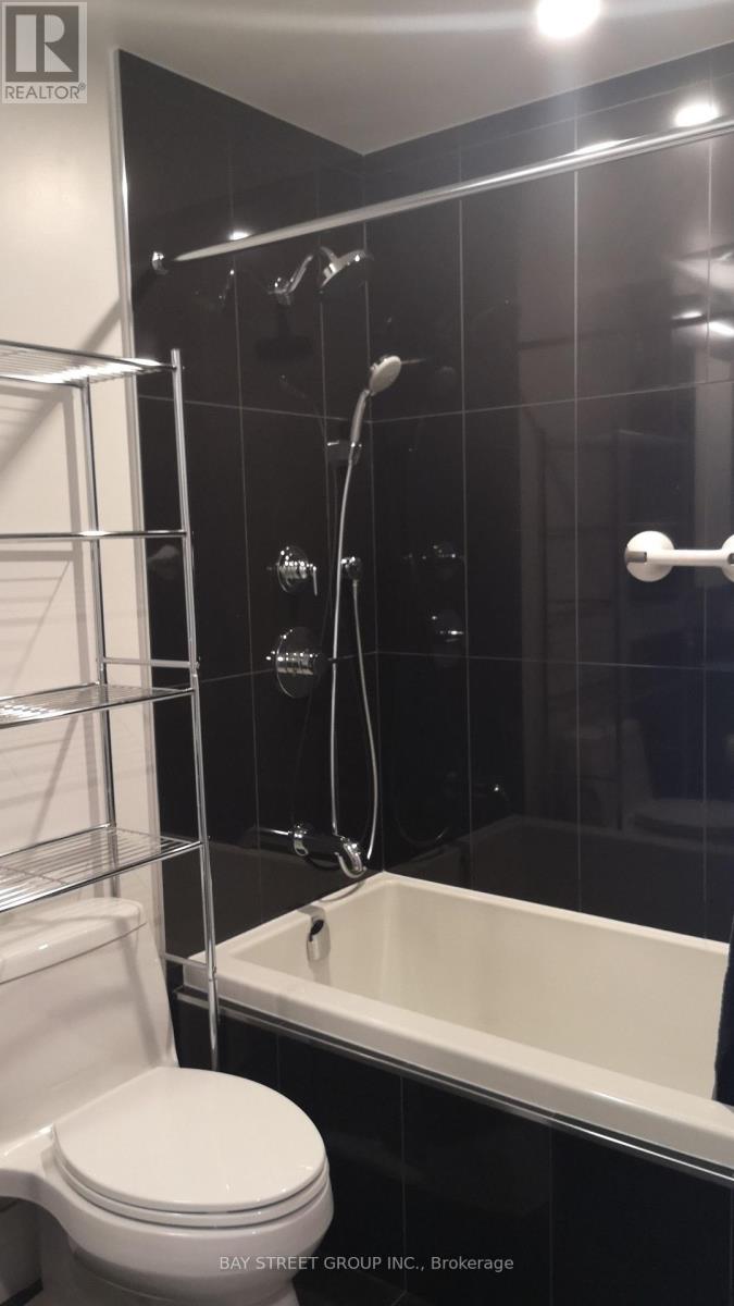 1103 - 125 Blue Jays Way, Toronto, Ontario  M5V 1J6 - Photo 4 - C12698206