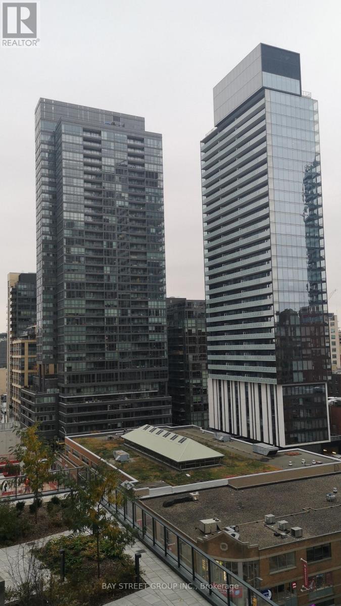 1103 - 125 Blue Jays Way, Toronto, Ontario  M5V 1J6 - Photo 9 - C12698206