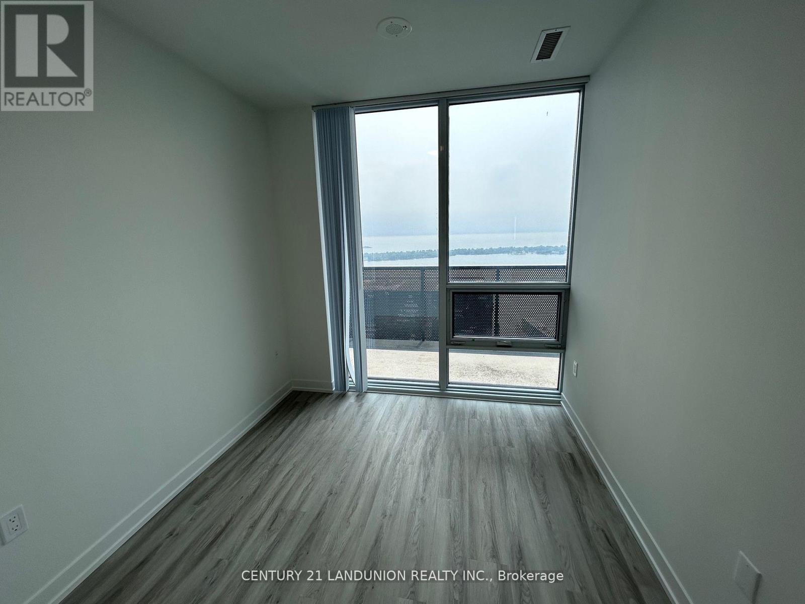 5010 - 55 Cooper Street, Toronto, Ontario  M5E 0G1 - Photo 7 - C12698214