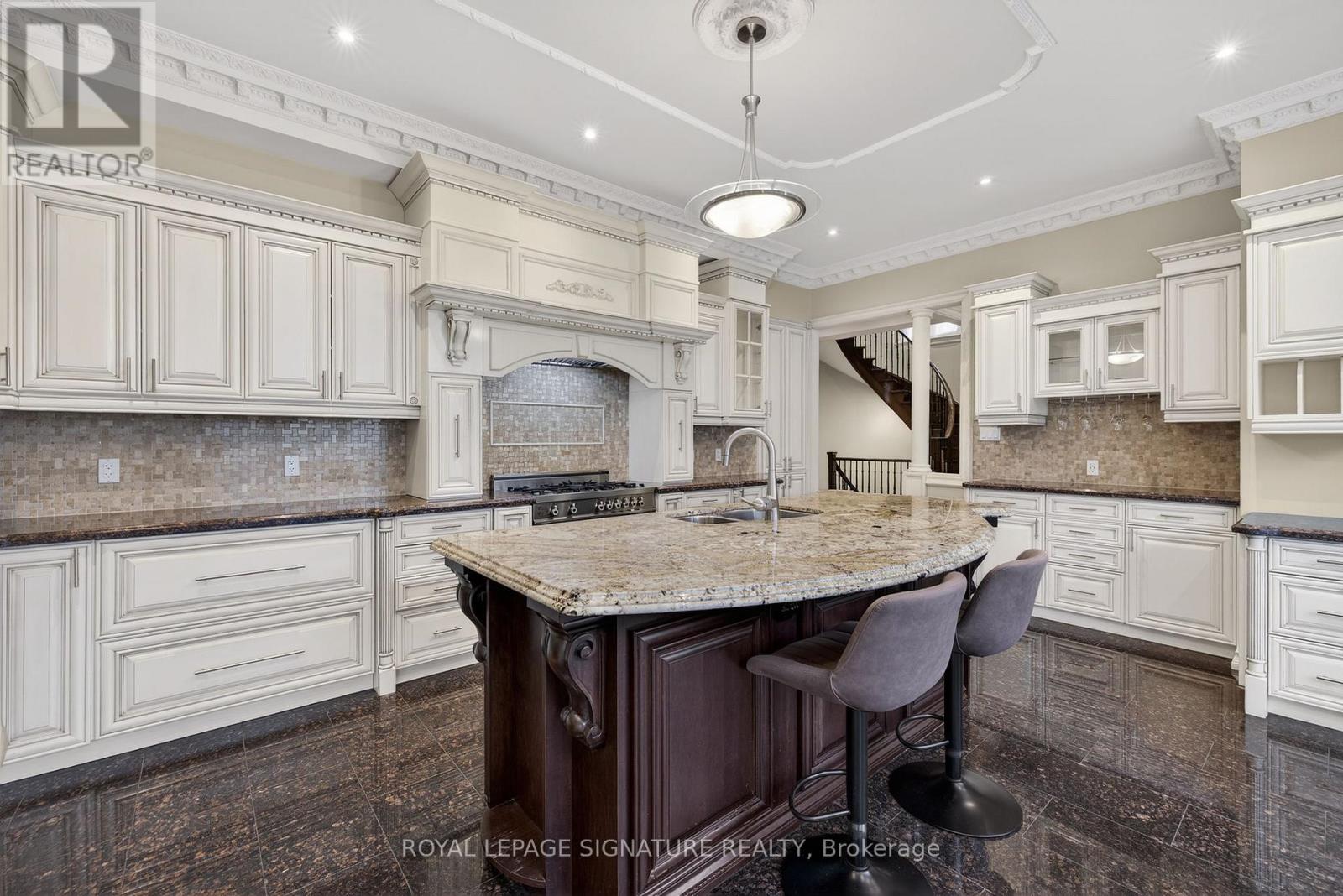 26 Alai Circle, Markham, Ontario  L3R 1E2 - Photo 13 - N12698190