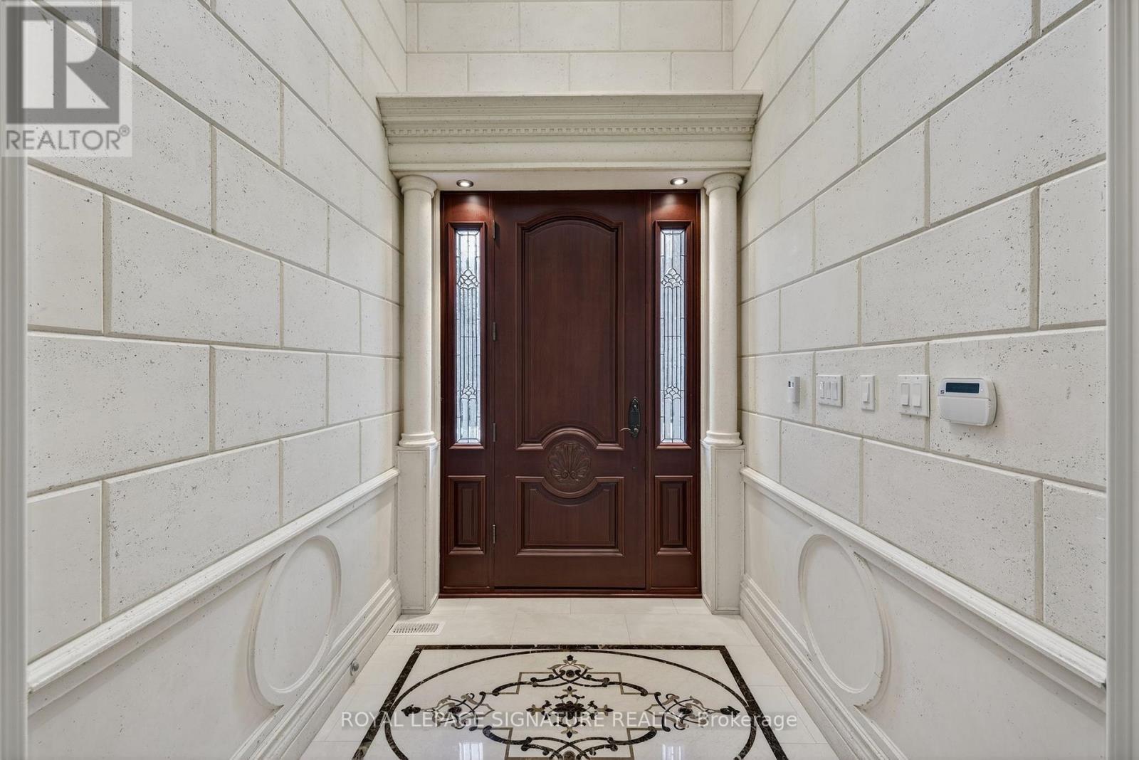 26 Alai Circle, Markham, Ontario  L3R 1E2 - Photo 3 - N12698190