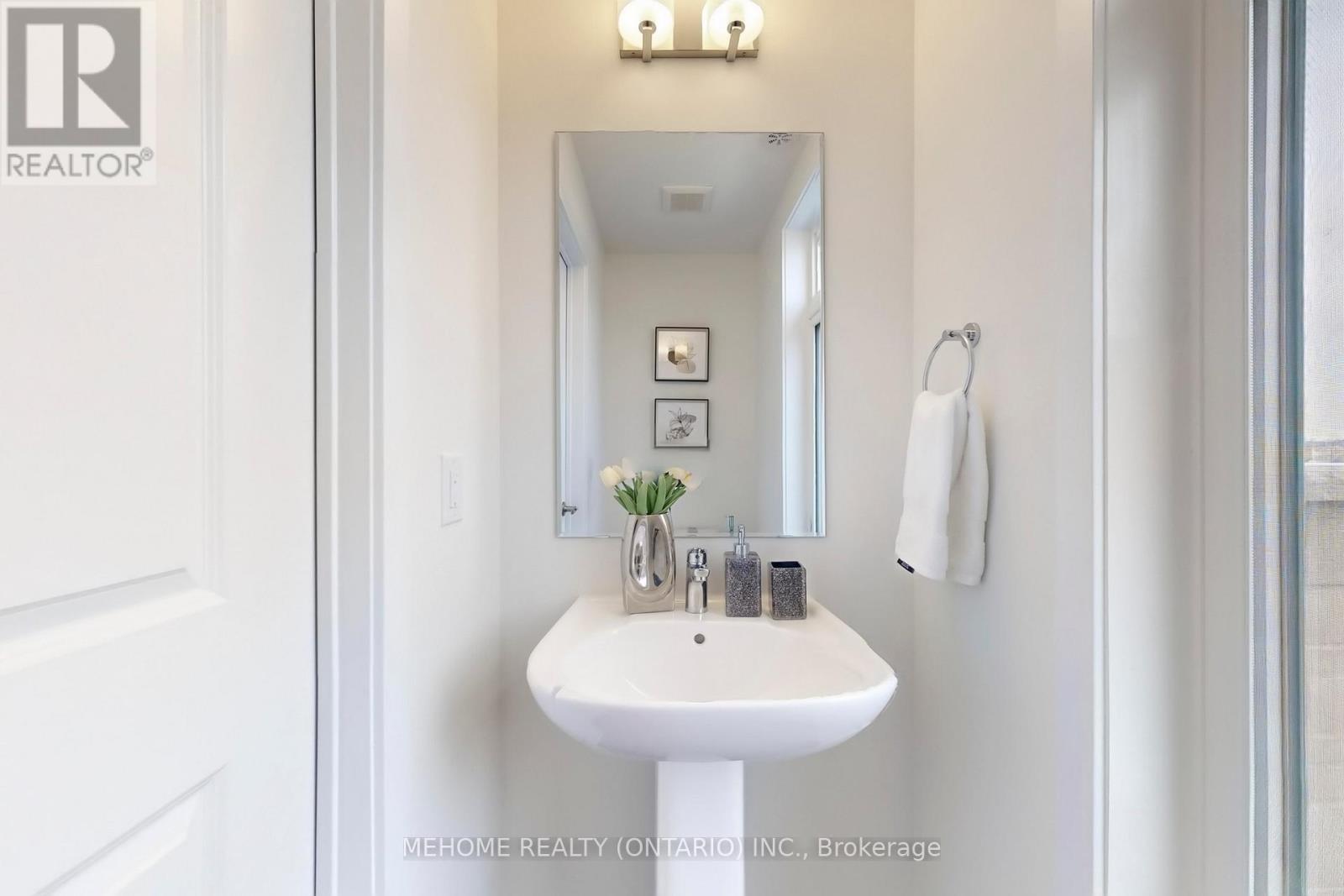 38 Freeman Williams Street, Markham, Ontario  L6C 3M8 - Photo 19 - N12698198