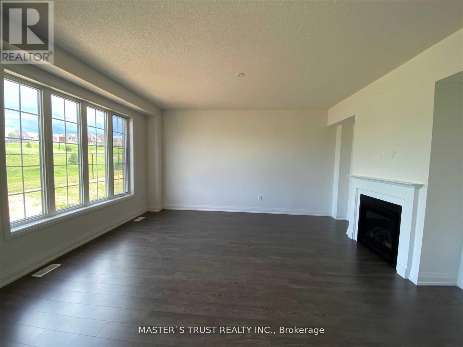 102 Frank Kelly Drive, East Gwillimbury, Ontario  L9N 0V3 - Photo 5 - N12698224