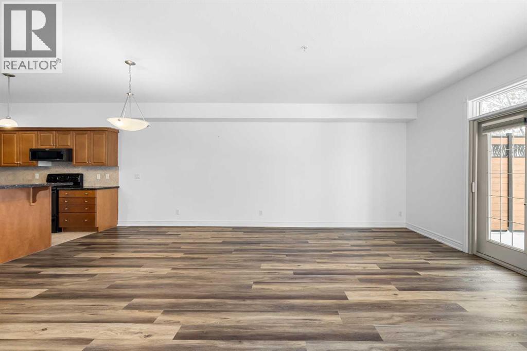 108, 11642 Valley Ridge Park Nw, Calgary, Alberta  T3B 5Z5 - Photo 12 - A2272977