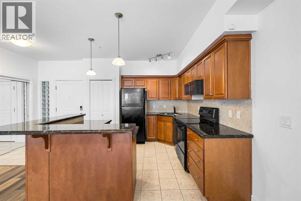 108, 11642 Valley Ridge Park Nw, Calgary, Alberta  T3B 5Z5 - Photo 8 - A2272977