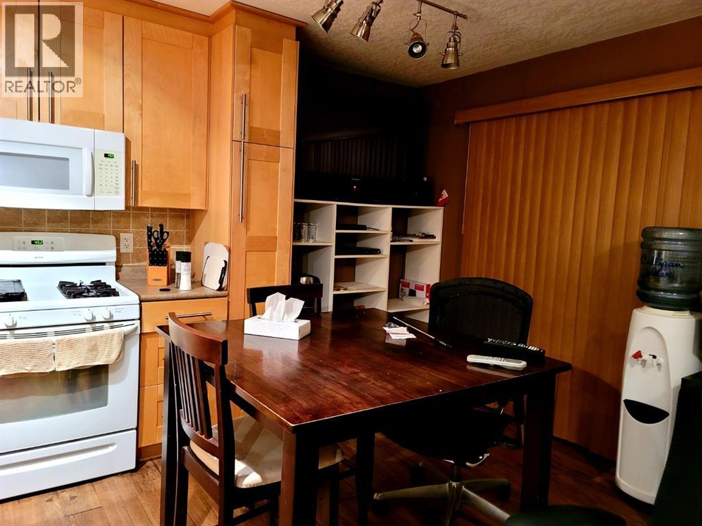 124 Singer Drive, Anzac, Alberta  T0P 1J0 - Photo 12 - A2234705