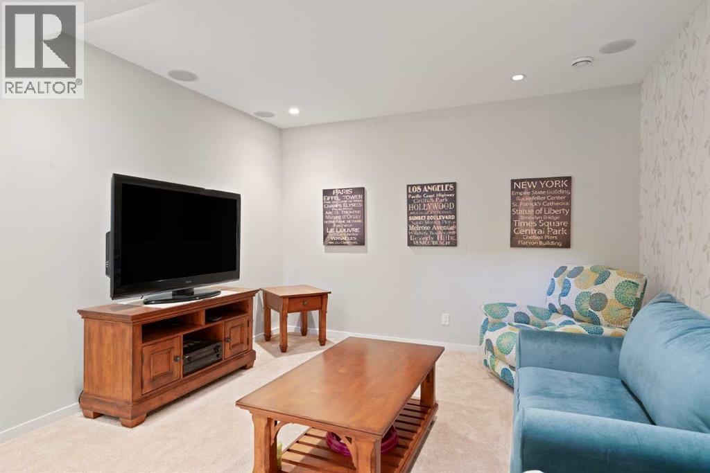 219 River Heights Green, Cochrane, Alberta  T4C 0S3 - Photo 28 - A2265442