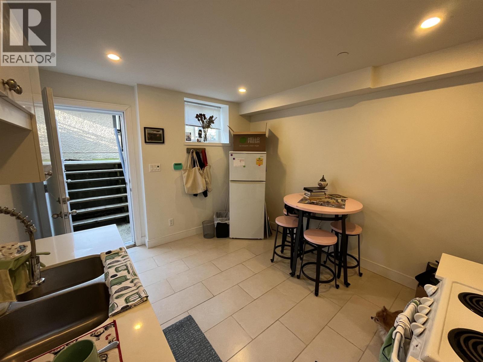 1bed 25xx E 28 Avenue, Vancouver, British Columbia  V5R 1R7 - Photo 15 - R3071424