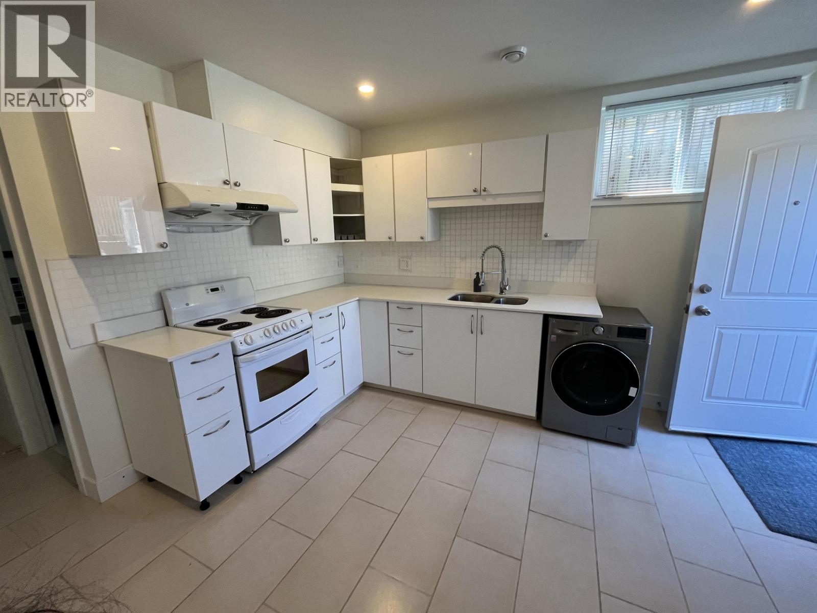 1bed 25xx E 28 Avenue, Vancouver, British Columbia  V5R 1R7 - Photo 20 - R3071424