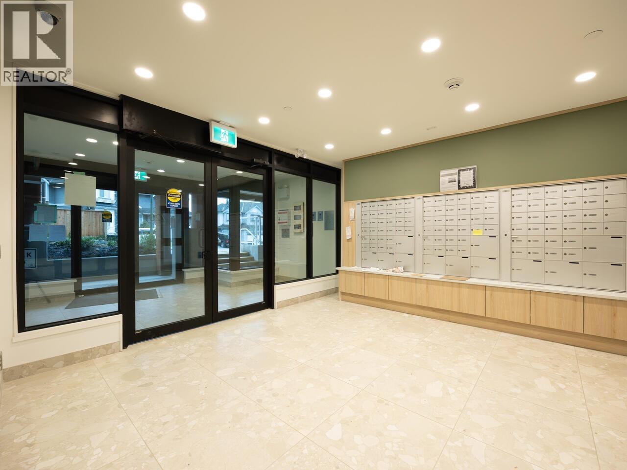 105 723 Grover Avenue, Coquitlam, British Columbia  V3J 0L9 - Photo 3 - R3079648