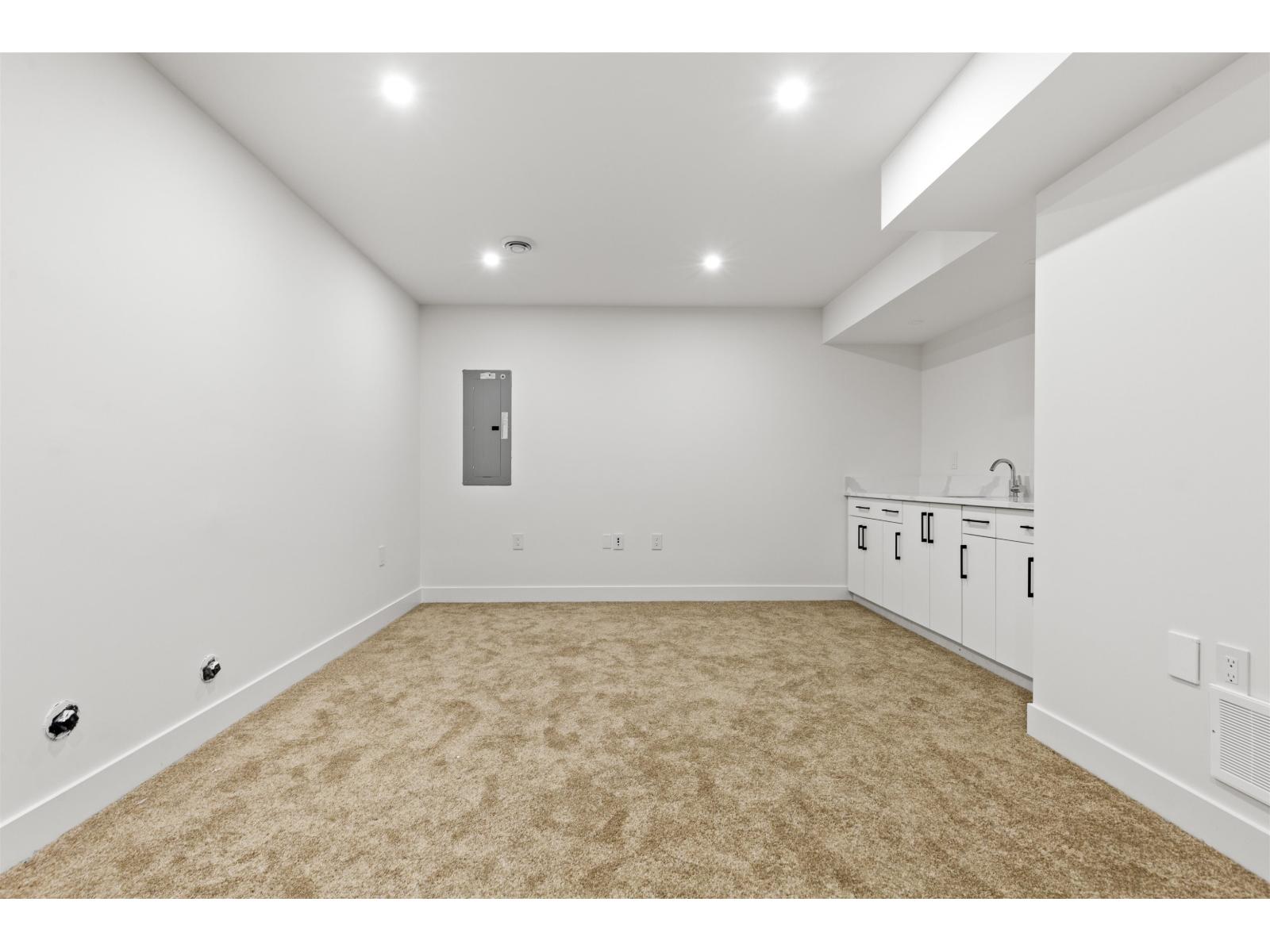 17144 1 Avenue, Surrey, British Columbia  V3Z 9R2 - Photo 24 - R3075856