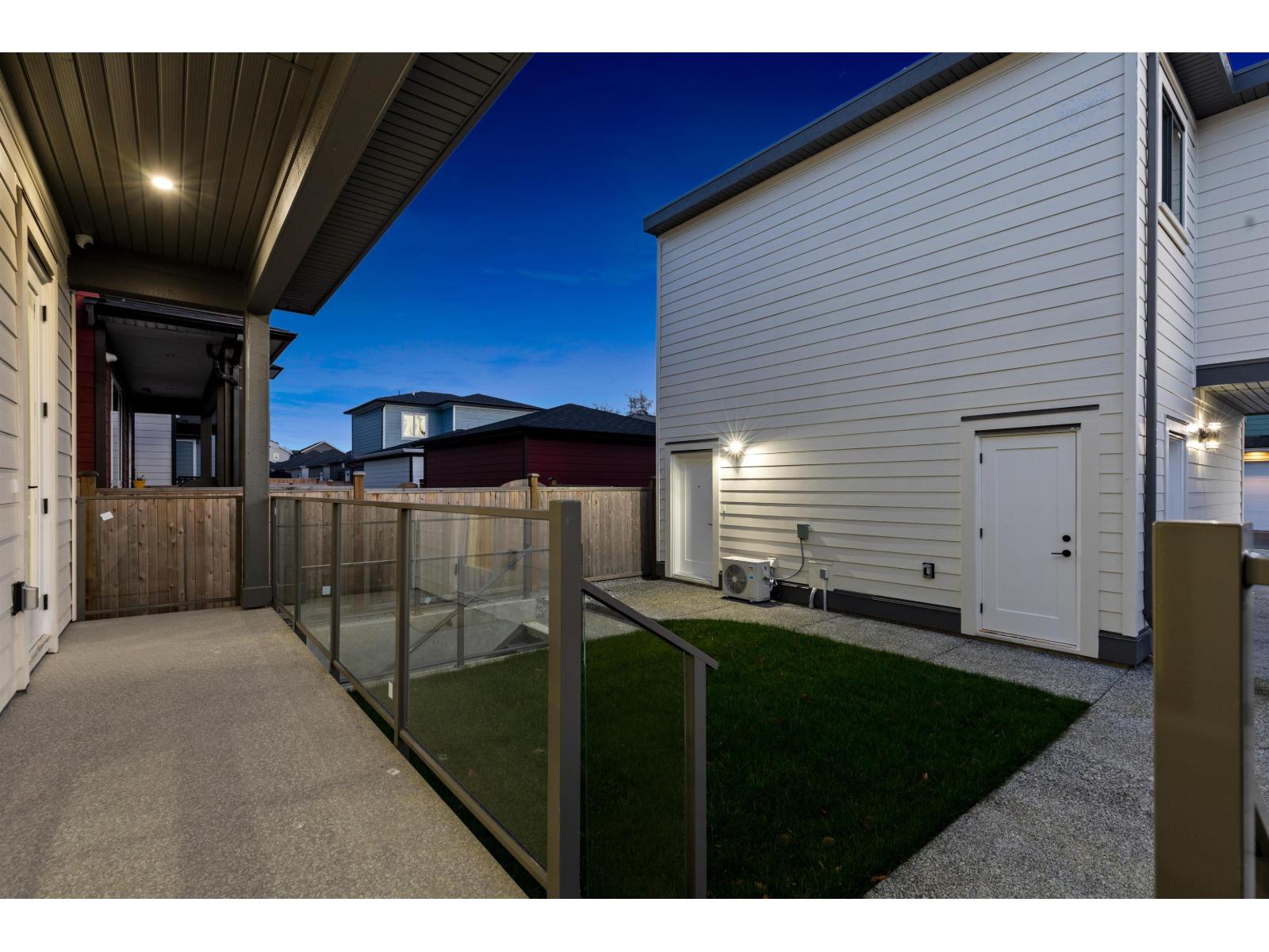 17144 1 Avenue, Surrey, British Columbia  V3Z 9R2 - Photo 31 - R3075856