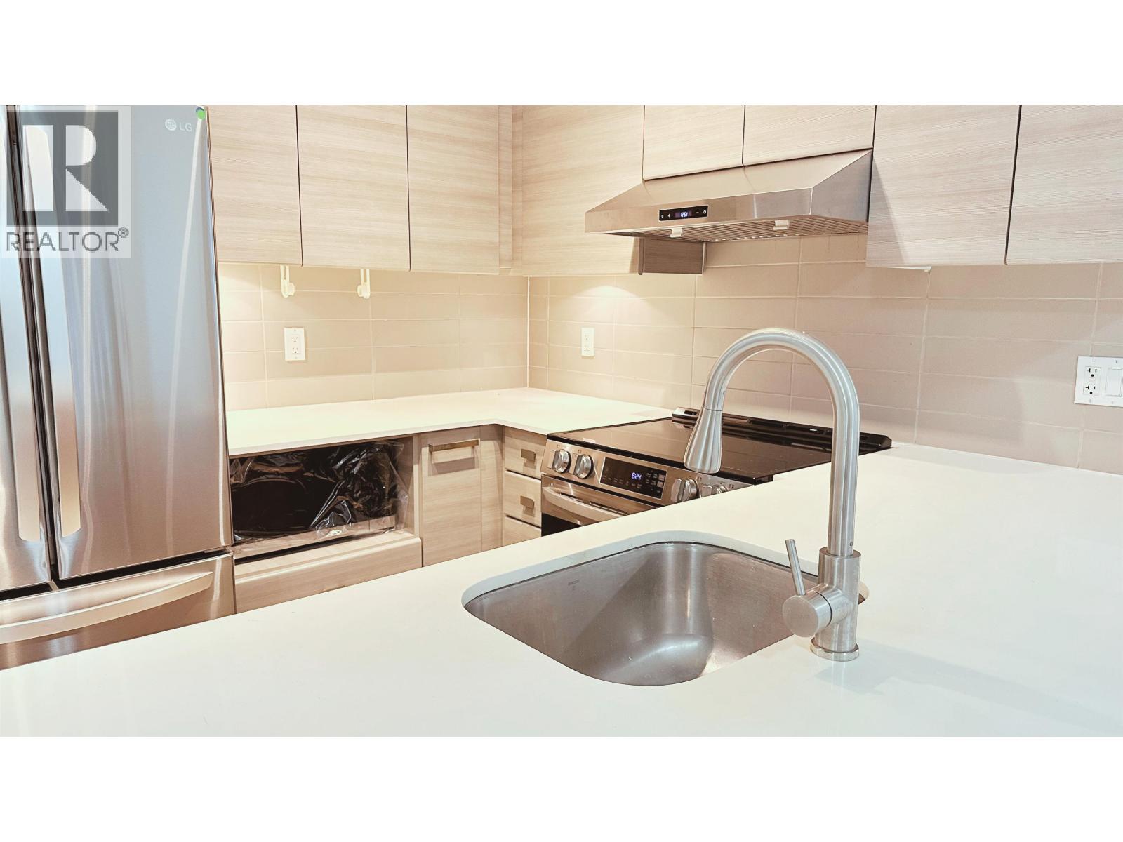 32 6965 Hastings Street, Burnaby, British Columbia  V5B 1S9 - Photo 11 - R3079536