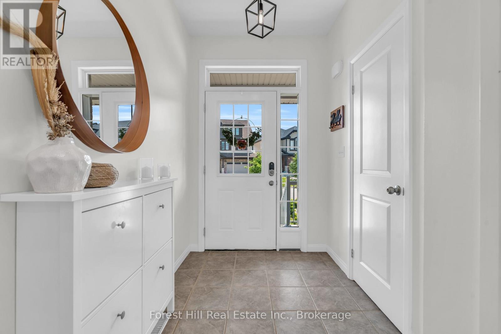 290 Ginseng Street, Waterloo, Ontario  N2V 0B3 - Photo 4 - X12698264