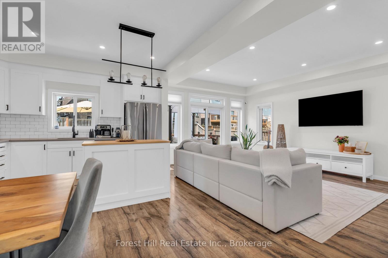 290 Ginseng Street, Waterloo, Ontario  N2V 0B3 - Photo 7 - X12698264