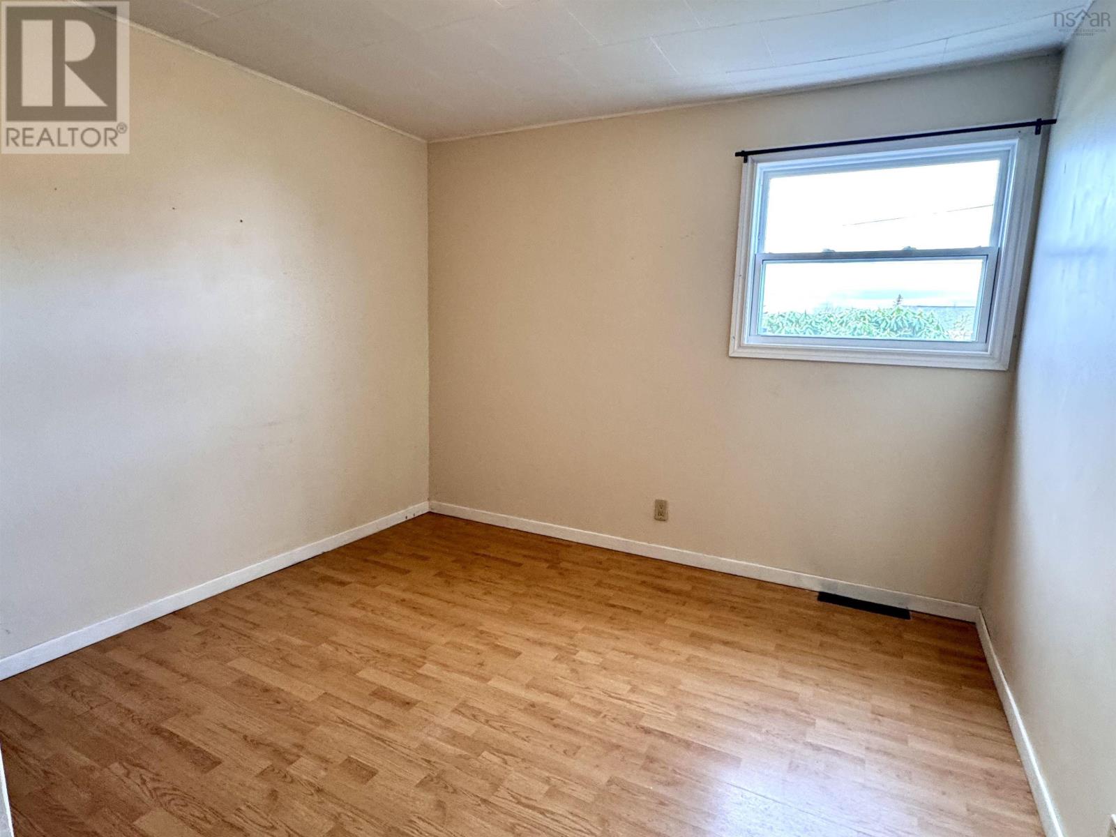 18 Avalon Crescent, Glace Bay, Nova Scotia  B1A 1X4 - Photo 19 - 202528625