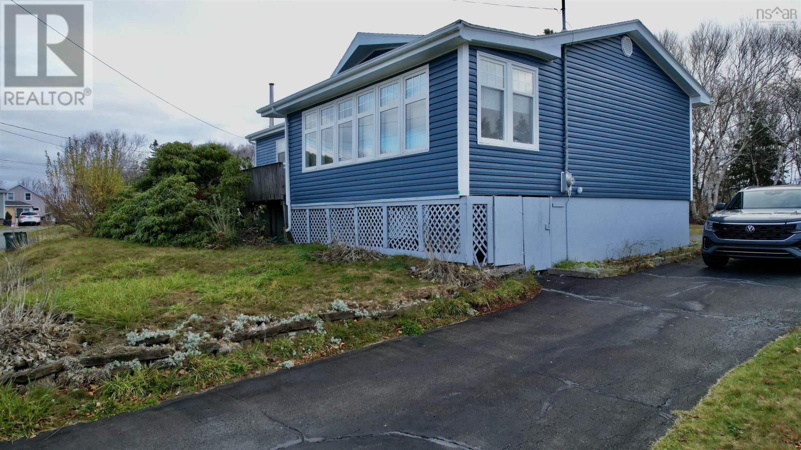 18 Avalon Crescent, Glace Bay, Nova Scotia  B1A 1X4 - Photo 41 - 202528625