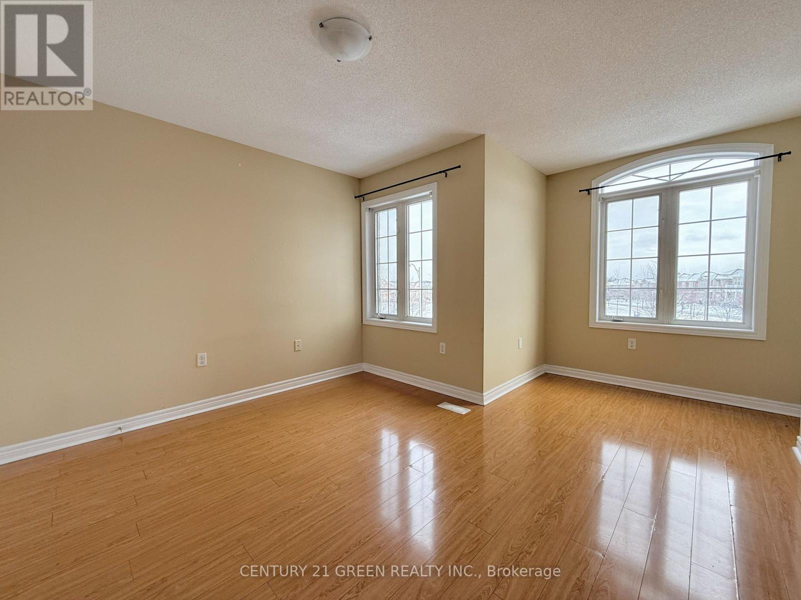 Upper - 6 Vincent Street, Brampton, Ontario  L6R 0H2 - Photo 26 - W12670586