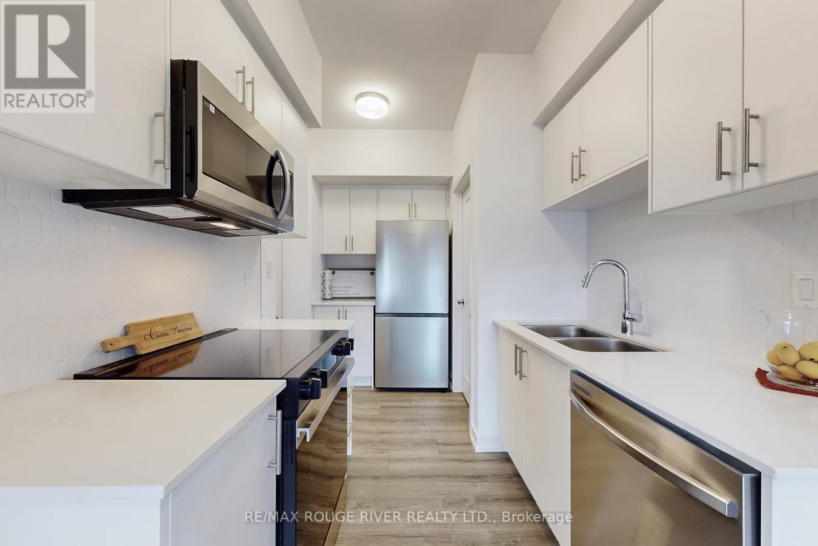 95 - 940 St David Street N, Centre Wellington, Ontario  N1M 0L7 - Photo 9 - X12595736