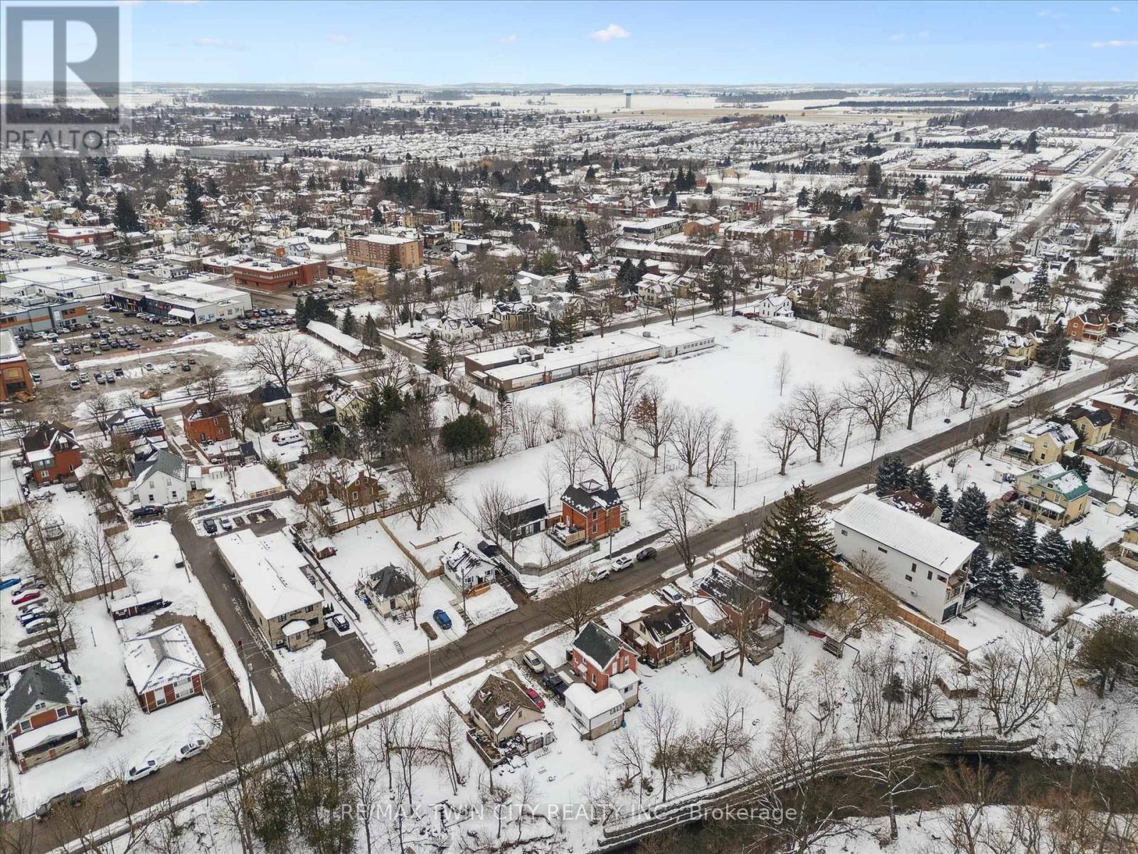 7 Riverside Drive W, Woolwich, Ontario  N3B 1P9 - Photo 45 - X12697036