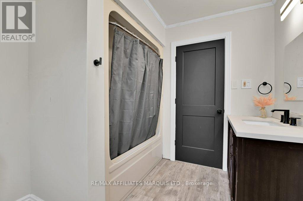 21450 Concession 10 Road, South Glengarry, Ontario  K0C 1A0 - Photo 19 - X12462124