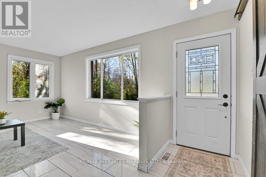 21450 Concession 10 Road, South Glengarry, Ontario  K0C 1A0 - Photo 2 - X12462124