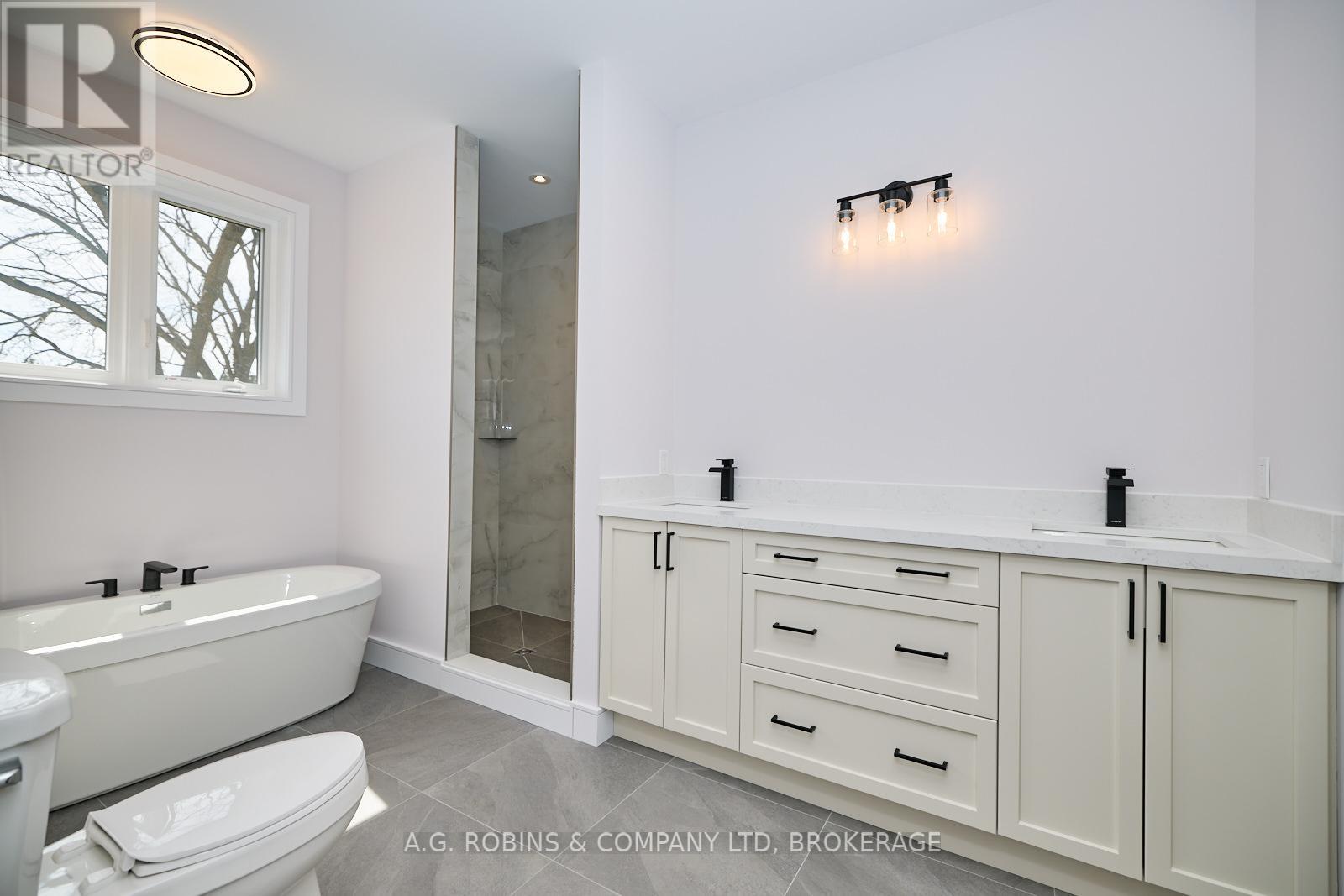 4124 Fly Road, Lincoln, Ontario  L0R 2C0 - Photo 27 - X12698318