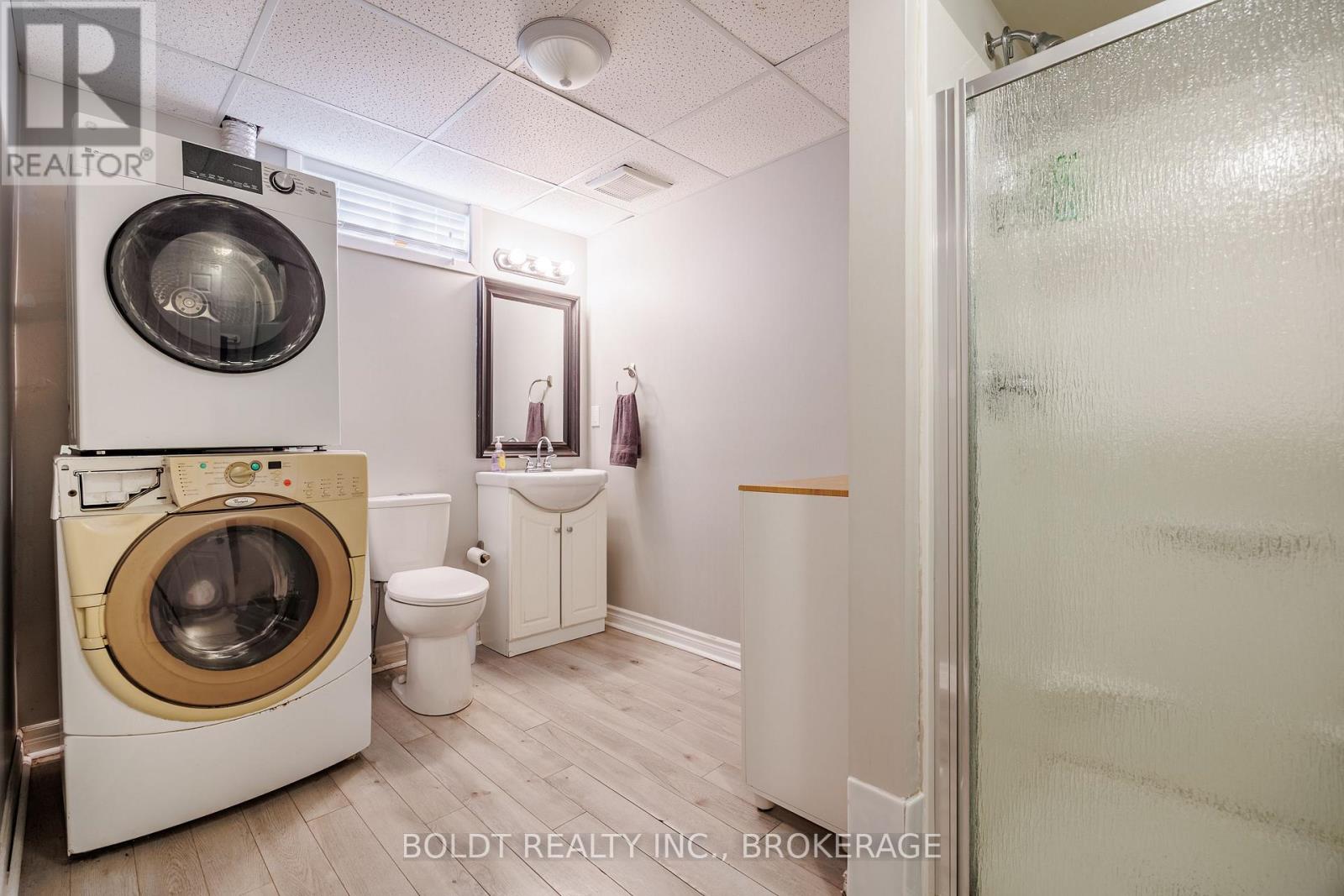 27 - 302 Vine Street, St. Catharines, Ontario  L2M 7M6 - Photo 22 - X12698324