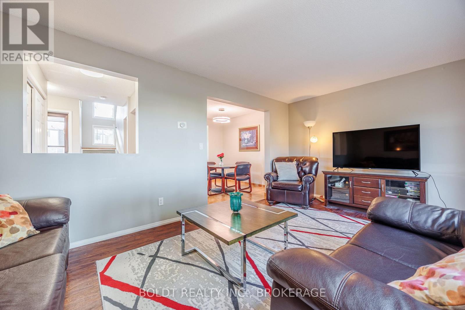 27 - 302 Vine Street, St. Catharines, Ontario  L2M 7M6 - Photo 8 - X12698324