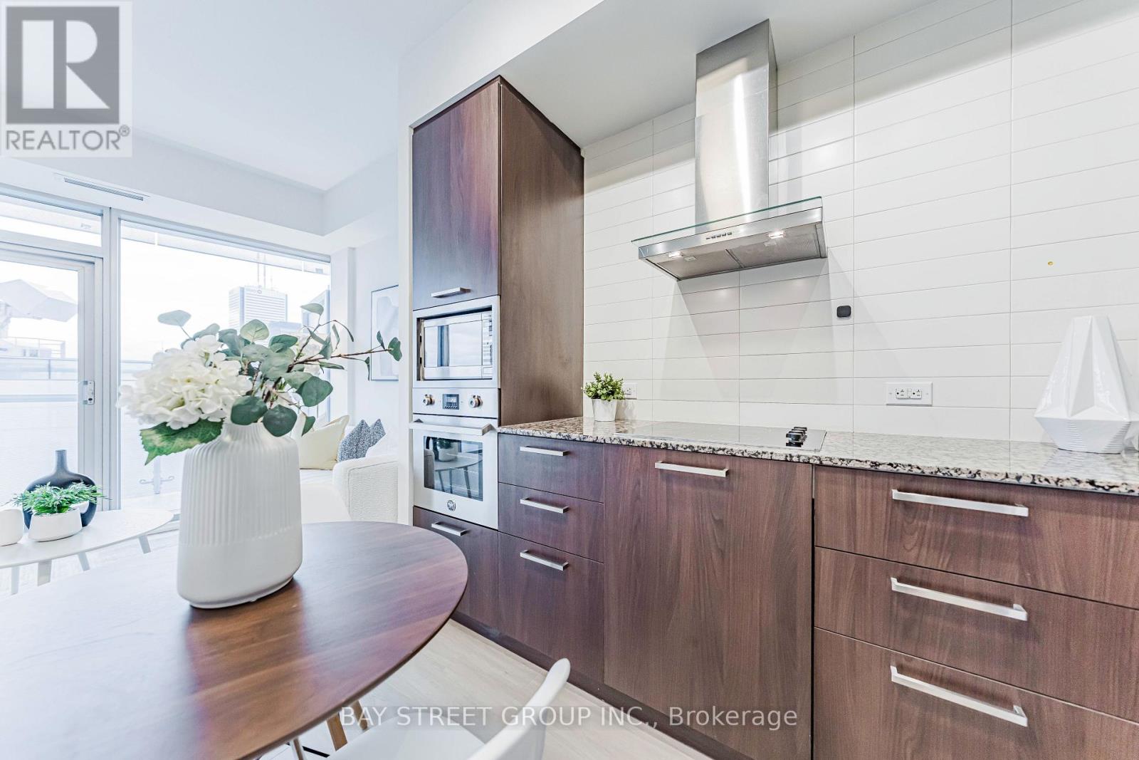 4809 - 14 York Street, Toronto, Ontario  M5J 2Z2 - Photo 9 - C12698250