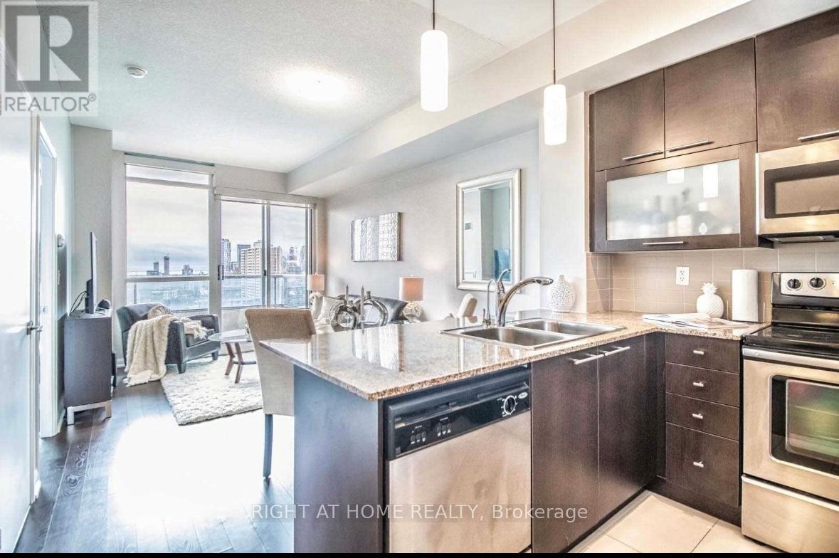 1807 - 500 Sherbourne Street, Toronto, Ontario  M4X 1L1 - Photo 4 - C12698294