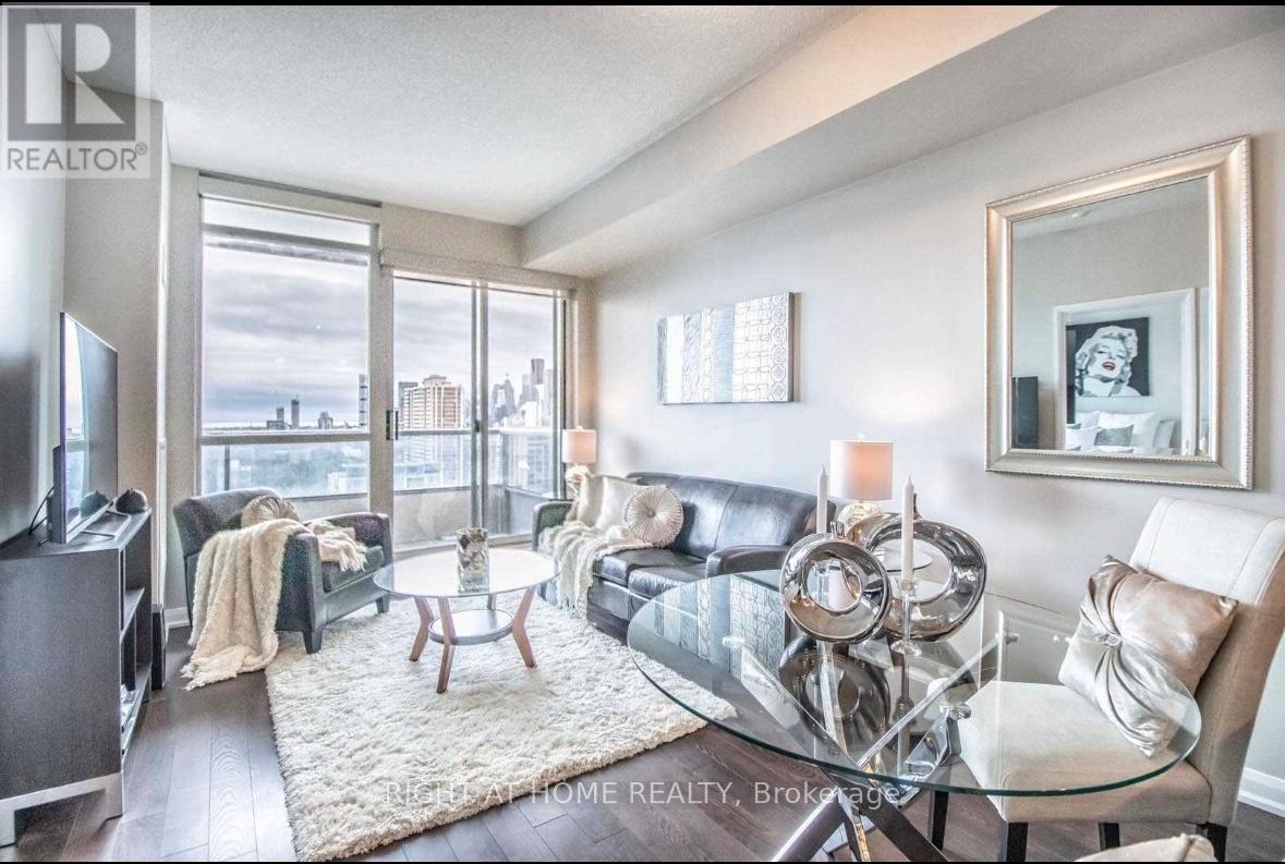 1807 - 500 Sherbourne Street, Toronto, Ontario  M4X 1L1 - Photo 5 - C12698294