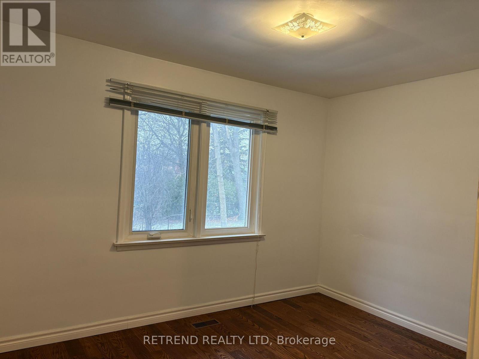 Main - 5 Fleetwell Court, Toronto, Ontario  M2R 1L2 - Photo 11 - C12698306