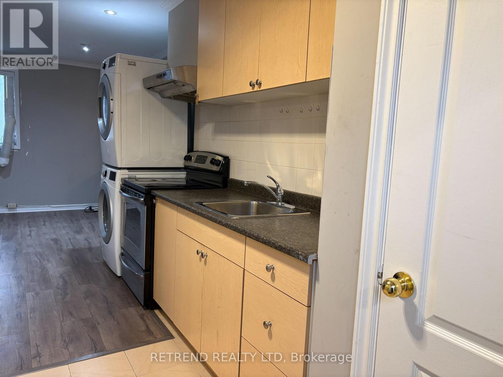 Main - 5 Fleetwell Court, Toronto, Ontario  M2R 1L2 - Photo 35 - C12698306