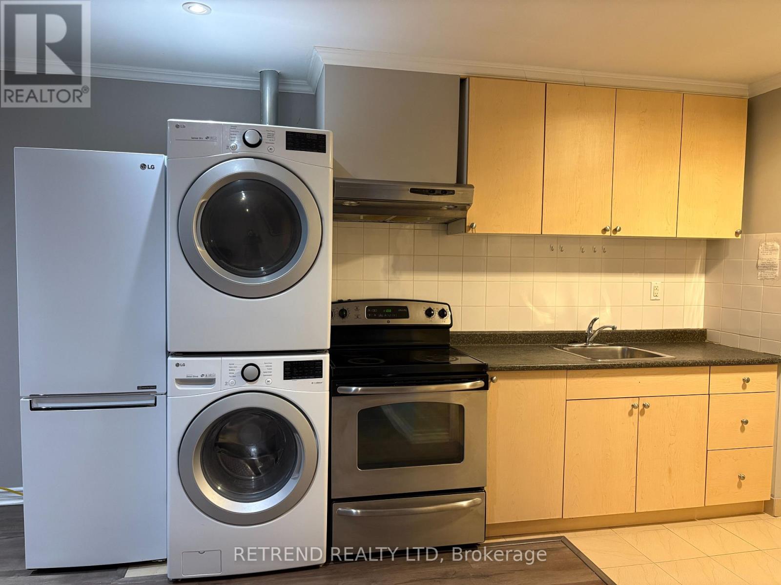 Main - 5 Fleetwell Court, Toronto, Ontario  M2R 1L2 - Photo 37 - C12698306